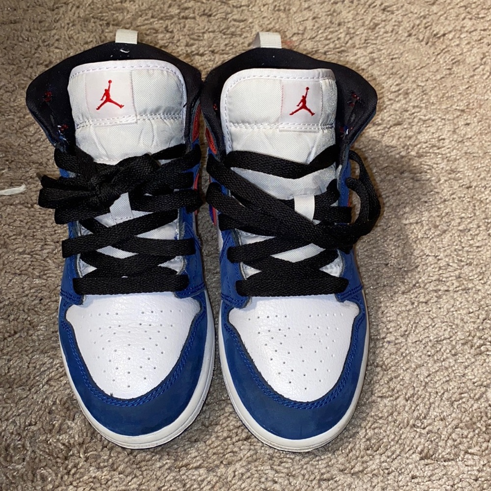 Boys Jordan 1